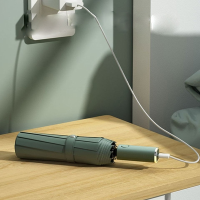 Wind- und Rostbeständiger Klappschirm wiederaufladbar LED-Leuchten offener Durchmesser 95cm
