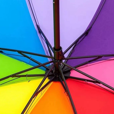 Farbenfrohe Regenbogen-Designs 3 Klappschirm mit winddichten und glasfaserhaltigen Rippen