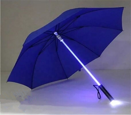 23 Zoll 8K LED Light Up Schirm mit 105cm offenem Durchmesser und schnell trocknendem Pongee Stoff