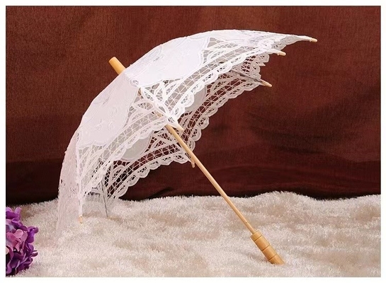 Benutzerdefiniertes Logo Weiße Spitze Hochzeitsschirm für modische Hochzeitsgeschenke und Geschenke
