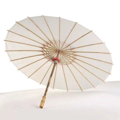 Handgefertigte Requisiten Weißes japanisches Papier Regenschirm mit individuellen Designs Logo-Druck