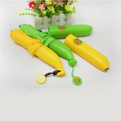 Manuelle Steuerung Bananenschirm für Kinder Schönes Wolkendesign und langlebiger Alloyrahmen