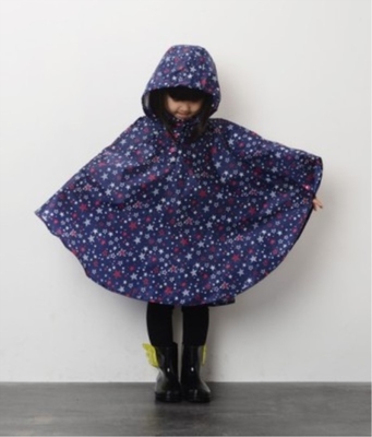 Grundschüler Regenmantel Leichtgewicht und niedlich Baby Star Cape Poncho Manufacture
