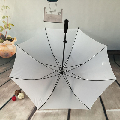 Schwarz beschichtete Metallwelle Polyester Langgriff Gerade Pole Golf Schirm für Unternehmen
