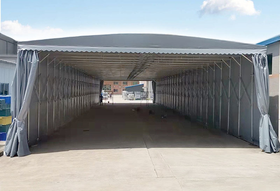 Ausziehbare Markise für Outdoor-Aktivitäten Ziegel für die Außeninstallation