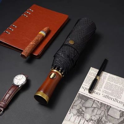 X315 Holzdesign Automatischer Windschutz Dreifachschirm für Männer