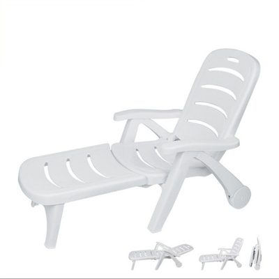 Weißes Rattan Patio Lounge Chair Klappbett für Wohnung Balkon und Villa