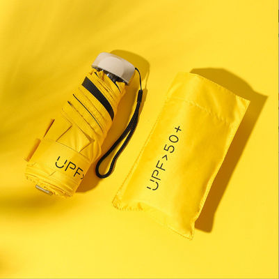 5 Falte Sonnenschirm Schirm mit benutzerdefiniertem Logo Vinyl tragbare manuelle Steuerung UV-Schutz