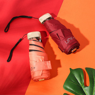 5 Falte Sonnenschirm Schirm mit benutzerdefiniertem Logo Vinyl tragbare manuelle Steuerung UV-Schutz