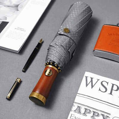 Automatisch klappbares Holzhandgriff-Schirm für Männer mit Massivholzschacht und Retro-Design