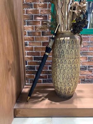 120cm offener Durchmesser X103 UV Schutz Goldbeschichtung Regenschirm für Geschäfte und Golf